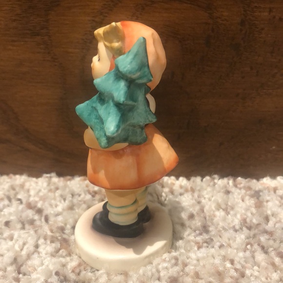 Hummel Girl with Fir tree - Picture 4 of 7
